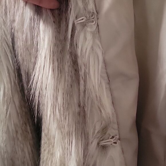 Urbancode Faux Feather Jacket - Picture 7 of 9